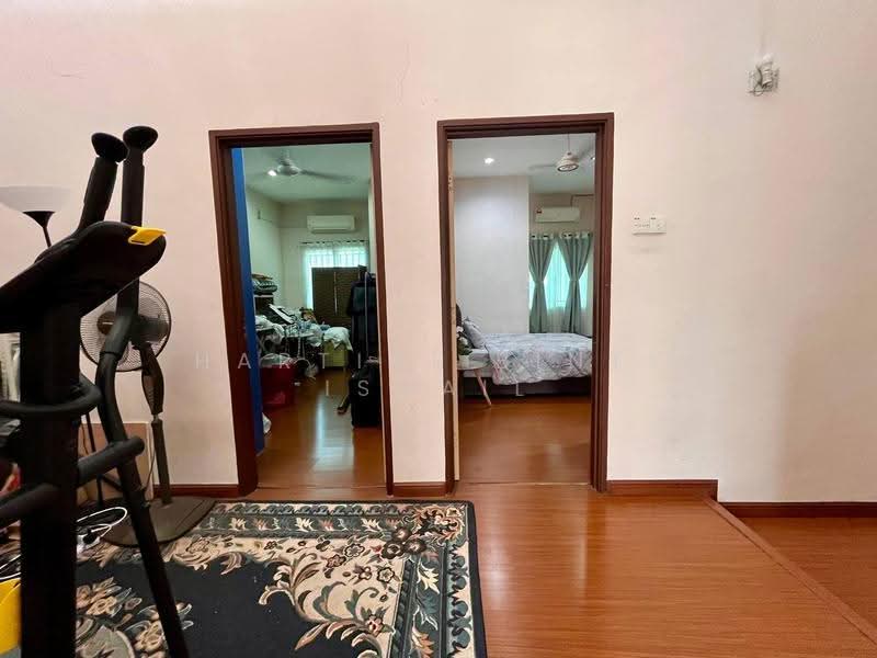 Terraced House for Sale in Shah Alam (Selangor) - Hartini Binti Ismail - Bedroom - PropertyGuru.com.my