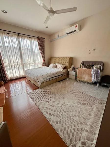 Terraced House for Sale in Shah Alam (Selangor) - Hartini Binti Ismail - Bedroom - PropertyGuru.com.my