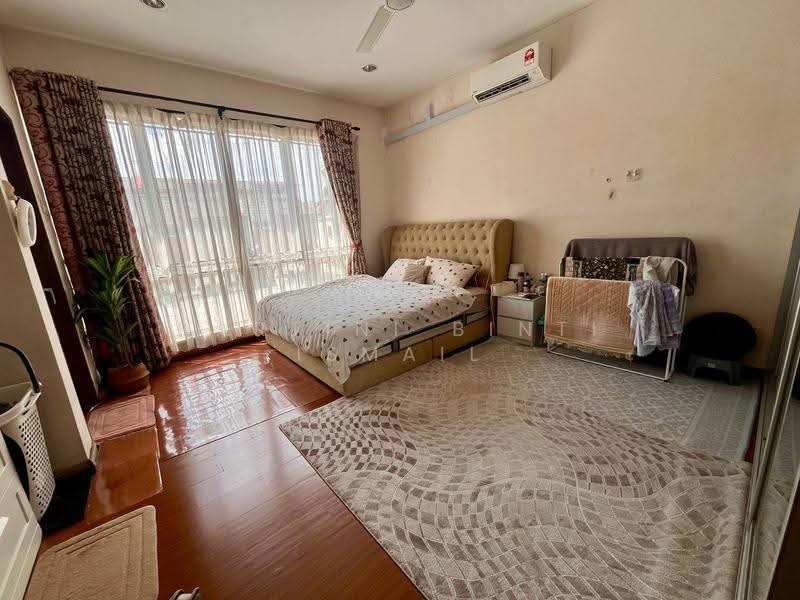 Terraced House for Sale in Shah Alam (Selangor) - Hartini Binti Ismail - Bedroom - PropertyGuru.com.my