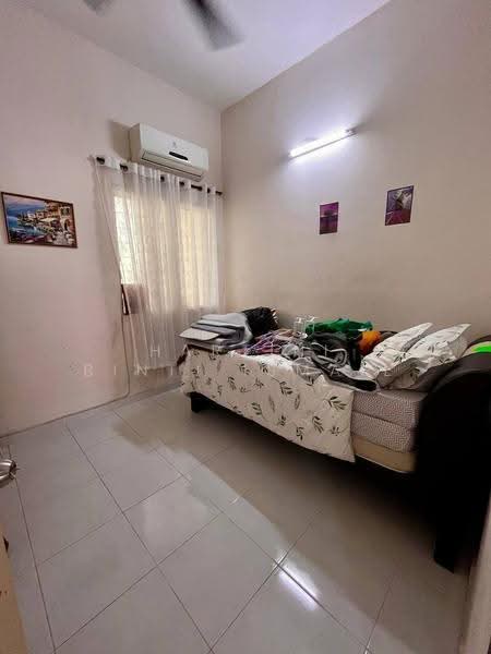 Terraced House for Sale in Shah Alam (Selangor) - Hartini Binti Ismail - Bedroom - PropertyGuru.com.my