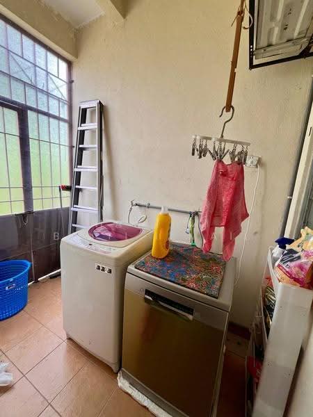 Terraced House for Sale in Shah Alam (Selangor) - Hartini Binti Ismail - Balcony - PropertyGuru.com.my
