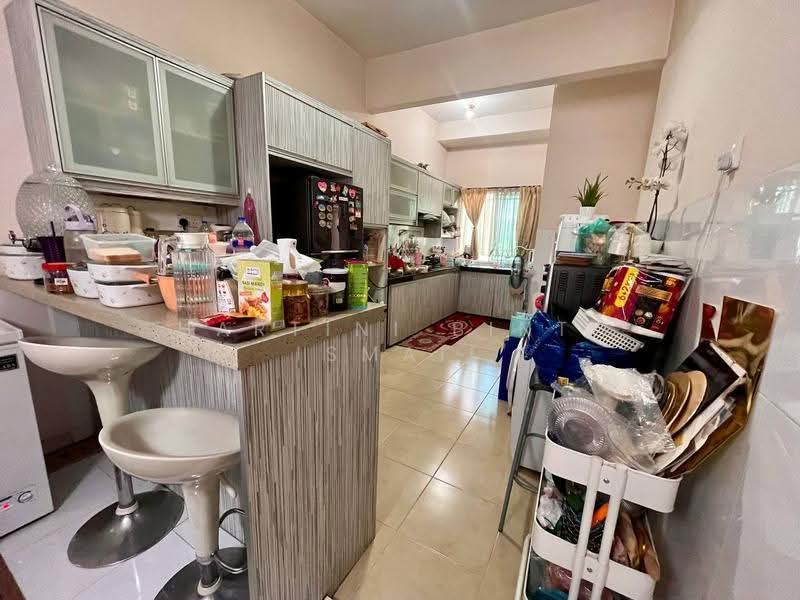 Terraced House for Sale in Shah Alam (Selangor) - Hartini Binti Ismail - Kitchen - PropertyGuru.com.my