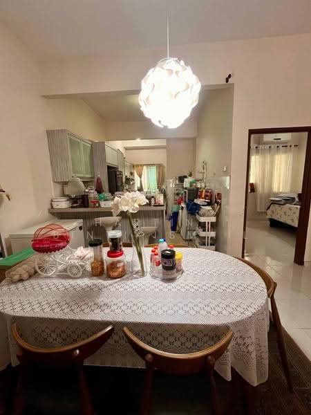 Terraced House for Sale in Shah Alam (Selangor) - Hartini Binti Ismail - Kitchen - PropertyGuru.com.my