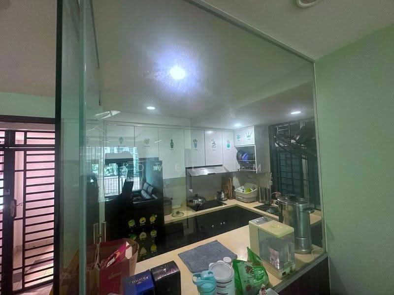 Service Residence for Sale at D'Ambience Residences (Pangsapuri Ikatan Flora) - Jovel Lim - Kitchen - PropertyGuru.com.my