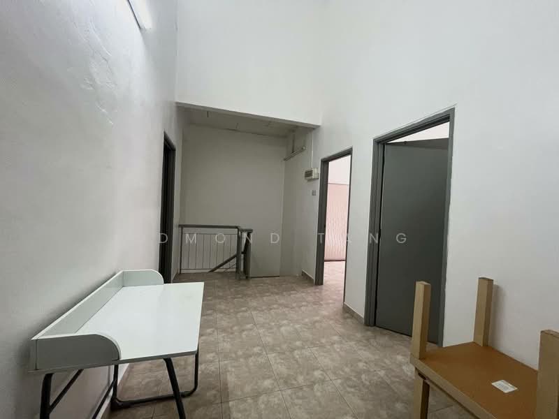 2-storey Terraced House for Sale in Taman Nusa Indah (Iskandar Puteri (Nusajaya)) - Edmond Tang - Corridor - PropertyGuru.com.my
