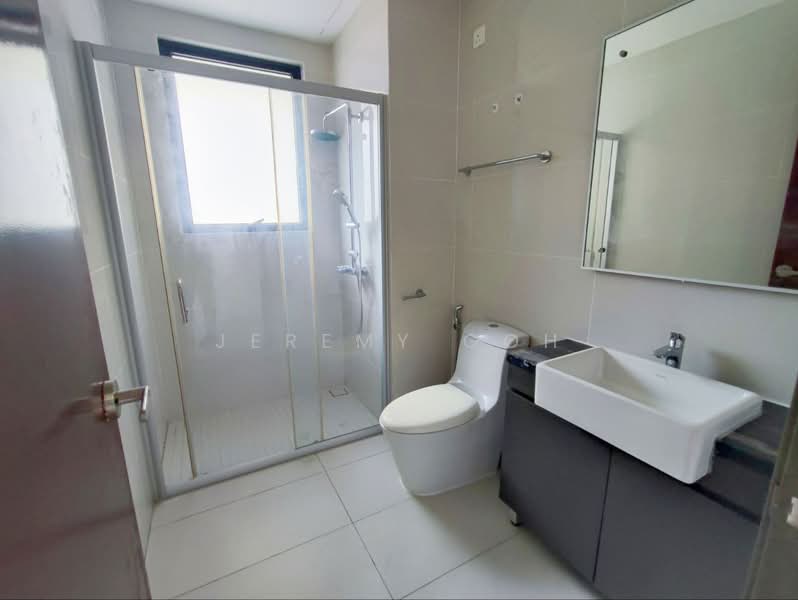 Condominium for Sale at Kings Bay @ Country Garden Danga Bay - Jeremy Goh - Bathroom - PropertyGuru.com.my