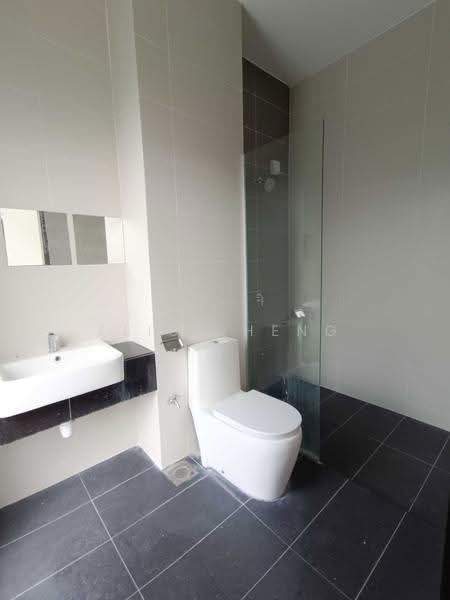 Rumah Kluster untuk Dijual di Setia Ecohill (Semenyih) - Elise Heng - Bathroom - PropertyGuru.com.my