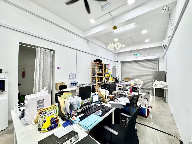 Shop / Office untuk Dijual di Kajang (Selangor) - Azli Ibrahim - Interior - PropertyGuru.com.my