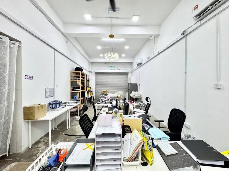 Shop / Office untuk Dijual di Kajang (Selangor) - Azli Ibrahim - Interior - PropertyGuru.com.my