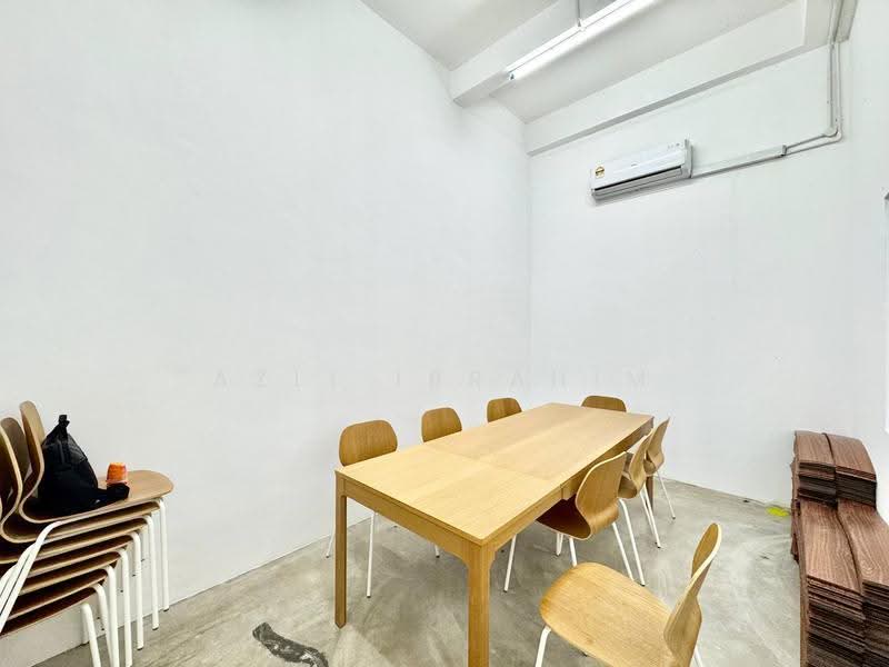 Shop / Office untuk Dijual di Kajang (Selangor) - Azli Ibrahim - Interior - PropertyGuru.com.my