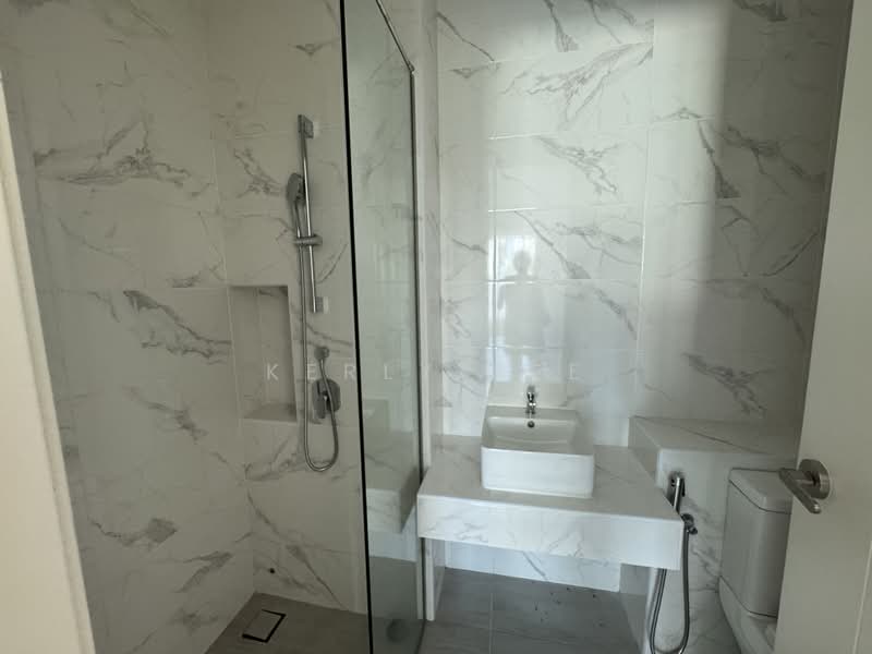 Semi-Detached House for Sale in Bandar Cassia (Batu Kawan) - Kerly Kee - Bathroom - PropertyGuru.com.my