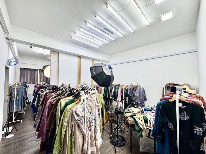 Shop / Office untuk Dijual di Kajang (Selangor) - Azli Ibrahim - Interior - PropertyGuru.com.my
