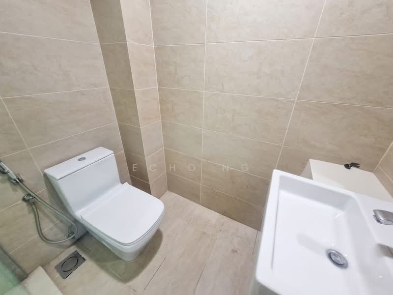 Kediaman Servis untuk Disewa di Plaza Arkadia (Service Residences) - Echo Ng - Bathroom - PropertyGuru.com.my