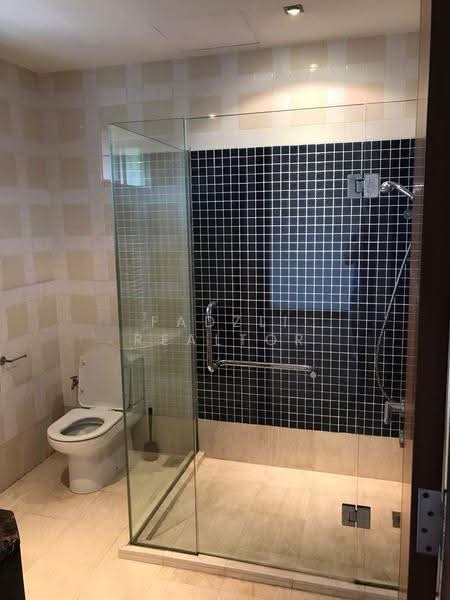 3.5-storey Terraced House for Rent in Sri Bukit Persekutuan (Bangsar) - Fadzli Realtor - Bathroom - PropertyGuru.com.my