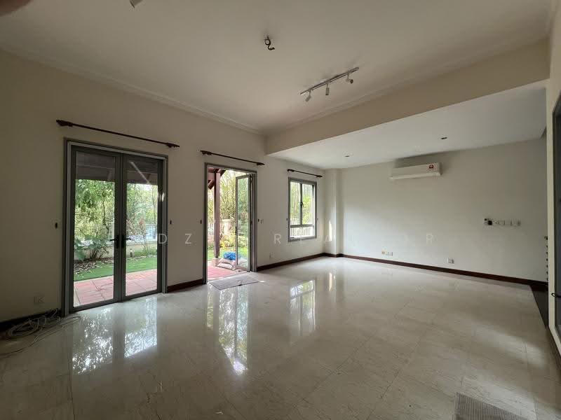 3.5-storey Terraced House for Rent in Sri Bukit Persekutuan (Bangsar) - Fadzli Realtor - Living Room - PropertyGuru.com.my
