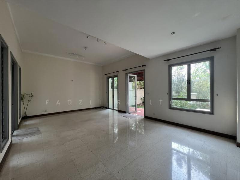 3.5-storey Terraced House for Rent in Sri Bukit Persekutuan (Bangsar) - Fadzli Realtor - Living Room - PropertyGuru.com.my