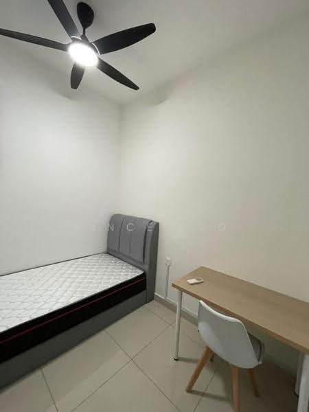 Kediaman Servis untuk Dijual di Twin Tower Residence - Vince Soo - Bedroom - PropertyGuru.com.my
