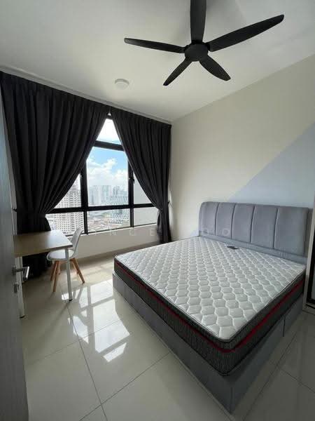 Kediaman Servis untuk Dijual di Twin Tower Residence - Vince Soo - Bedroom - PropertyGuru.com.my