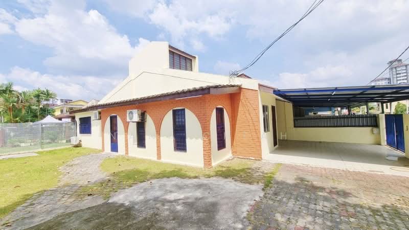 1-storey Terraced House for Sale in Ampang Jaya (Ampang) - Nana Cheah - Exterior - PropertyGuru.com.my