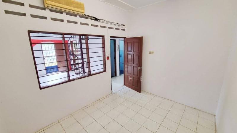 1-storey Terraced House for Sale in Ampang Jaya (Ampang) - Nana Cheah - Interior - PropertyGuru.com.my