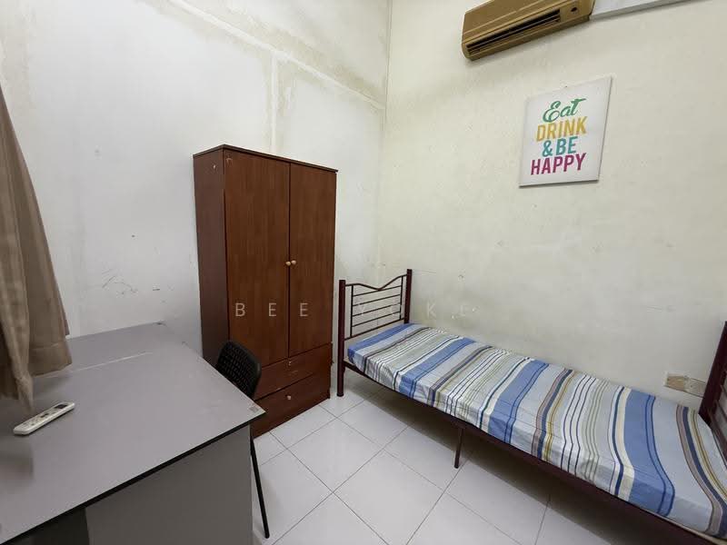 Kondominium untuk Dijual di Cyberia Crescent 1 - Bee Yoke - Bedroom - PropertyGuru.com.my