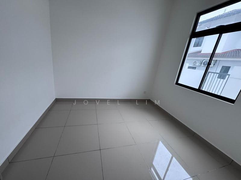 Rumah Teres 2-Tingkat untuk Dijual di Taman Austin Duta (Tebrau) - Jovel Lim - PropertyGuru.com.my