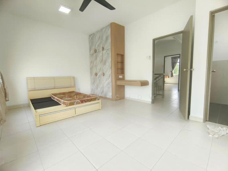 Terraced House for Rent in Taman Kundang Jaya (Rawang) - Lucy Chow - Bedroom - PropertyGuru.com.my