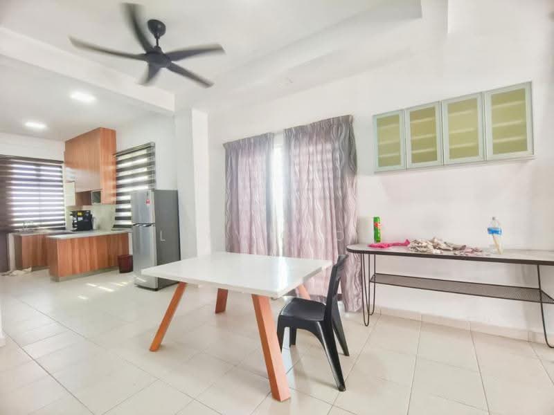 Terraced House for Rent in Taman Kundang Jaya (Rawang) - Lucy Chow - Kitchen - PropertyGuru.com.my