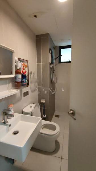Kediaman Servis untuk Disewa di Eclipse Residence @ Pan'gaea - Jaycie Hew - Bathroom - PropertyGuru.com.my