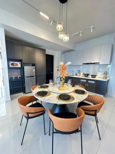 Condominium for Sale at Kings Bay @ Country Garden Danga Bay - Jeremy Goh - Kitchen - PropertyGuru.com.my