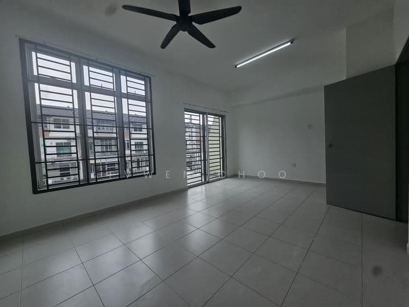 2.5-storey Terraced House for Rent in Taman Scientex Utama (Senai) - Ivwen Choo - PropertyGuru.com.my