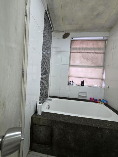 Kondominium untuk Dijual di 3 Residen @ Melawati - Yanny Siow - Bathroom - PropertyGuru.com.my
