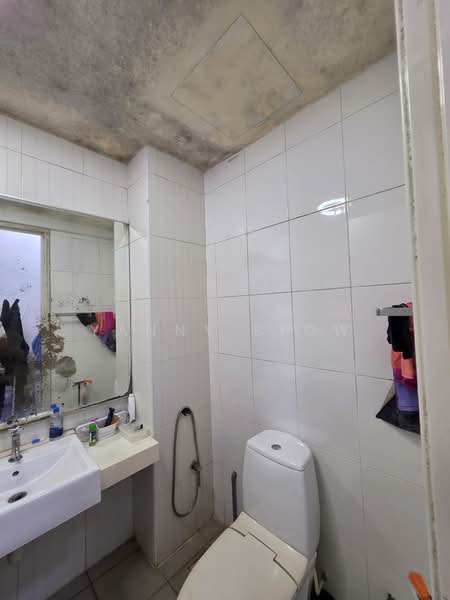 Kondominium untuk Dijual di 3 Residen @ Melawati - Yanny Siow - Bathroom - PropertyGuru.com.my