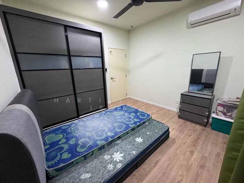 Pangsapuri untuk Dijual di Dian Residency - Hartini Binti Ismail - Bedroom - PropertyGuru.com.my