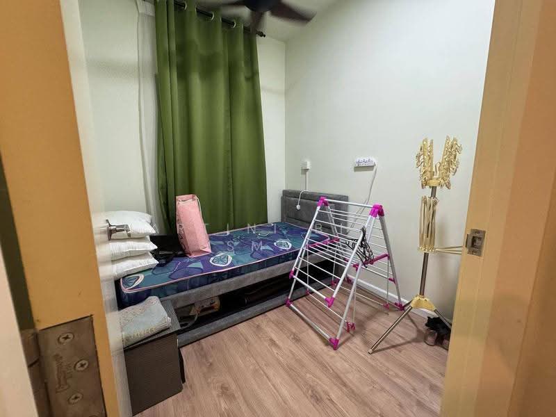 Pangsapuri untuk Dijual di Dian Residency - Hartini Binti Ismail - Bedroom - PropertyGuru.com.my