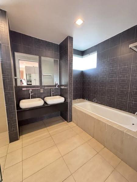 Bungalow House untuk Disewa di East Ledang (Iskandar Puteri (Nusajaya)) - Jin Wong - Bathroom - PropertyGuru.com.my