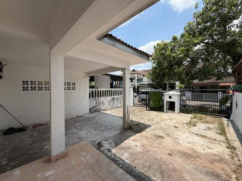 Rumah Teres 2-Tingkat untuk Dijual di Bandar Selesa Jaya (Skudai) - Jack Chai - Exterior - PropertyGuru.com.my