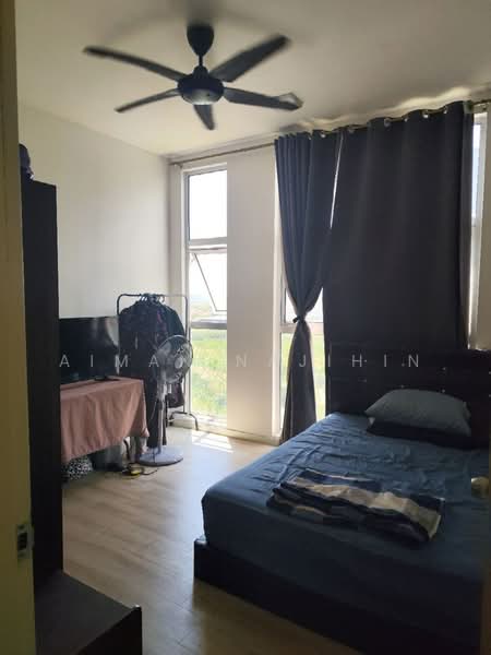 Kondominium untuk Dijual di Lakefront Homes - Aiman Najihin - Bedroom - PropertyGuru.com.my