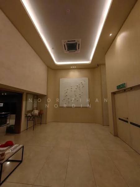 Service Residence for Sale at Hampton Damansara - Noor Zihan Nordin - Entrance - PropertyGuru.com.my