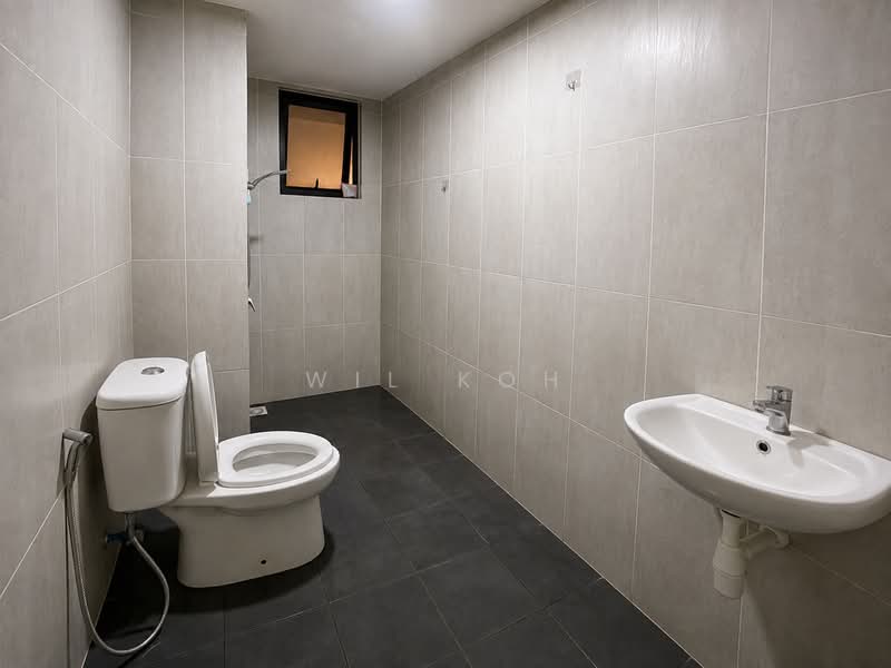 Kediaman Servis untuk Disewa di MKH Boulevard II - Wil Koh - Bathroom - PropertyGuru.com.my