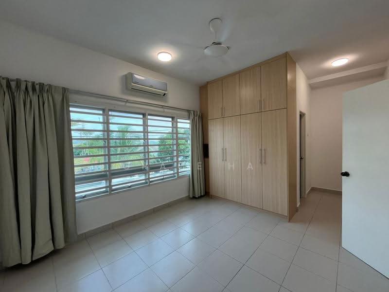 Rumah Teres untuk Disewa di Bandar Teknologi Kajang (Kajang) - Grace Ha - Bedroom - PropertyGuru.com.my