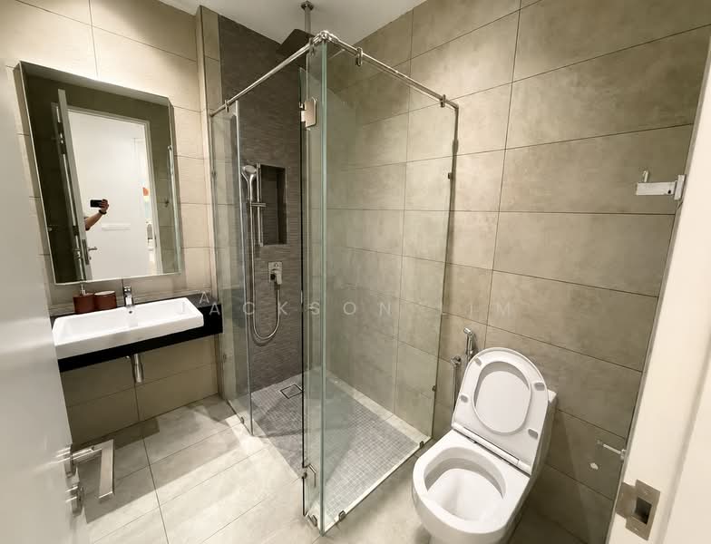 Service Residence for Sale at The Sentral Suites - Jackson Lim - Bathroom - PropertyGuru.com.my
