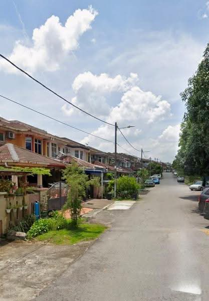 Rumah Teres 2-Tingkat untuk Dijual di Taman Puncak Jalil (Seri Kembangan) - Melissa Ting - Exterior - PropertyGuru.com.my