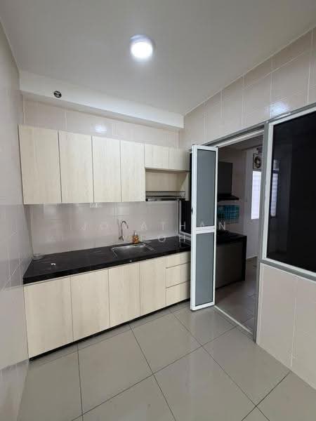 Condominium for Rent at Rafflesia - Jonathan Yeoh - Kitchen - PropertyGuru.com.my