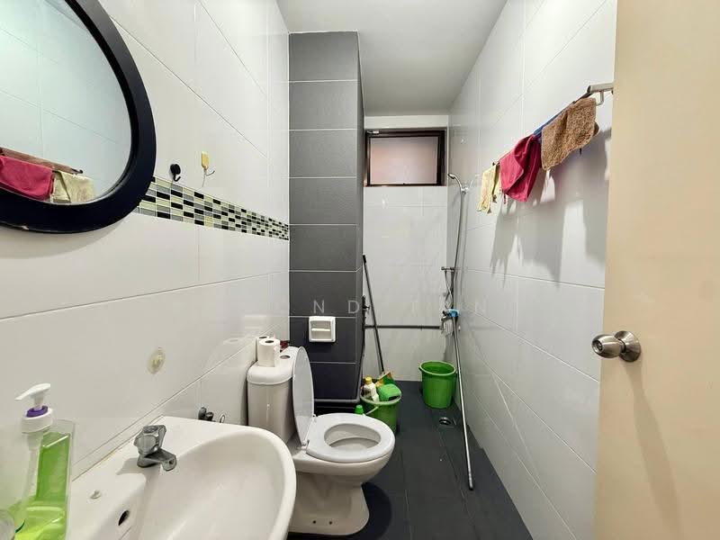 Banglo Pautan untuk Dijual di Taman Adda Heights (Tebrau) - Edmond Tang - Bathroom - PropertyGuru.com.my
