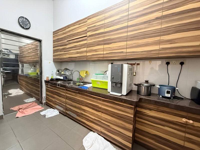 Banglo Pautan untuk Dijual di Taman Adda Heights (Tebrau) - Edmond Tang - Kitchen - PropertyGuru.com.my