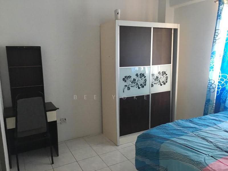 Pangsapuri untuk Dijual di Sri Camellia - Bee Yoke - Bedroom - PropertyGuru.com.my