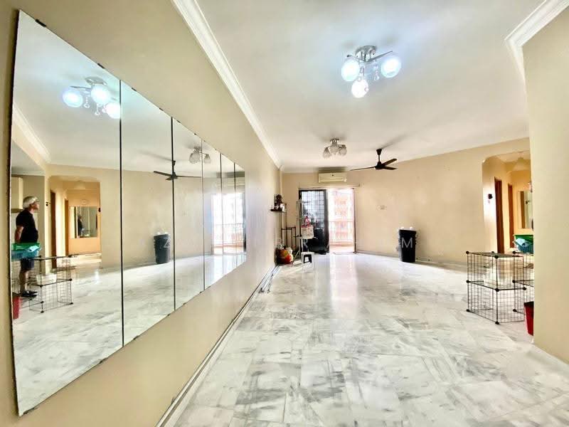 Kondominium untuk Dijual di Sri Angsana Hilir - Azli Ibrahim - Living Room - PropertyGuru.com.my