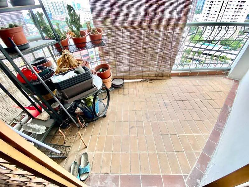 Kondominium untuk Dijual di Sri Angsana Hilir - Azli Ibrahim - Balcony - PropertyGuru.com.my