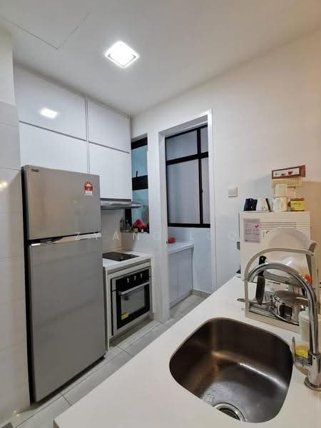 Kediaman Servis untuk Disewa di H2O Residences - Zyang Loo - Kitchen - PropertyGuru.com.my